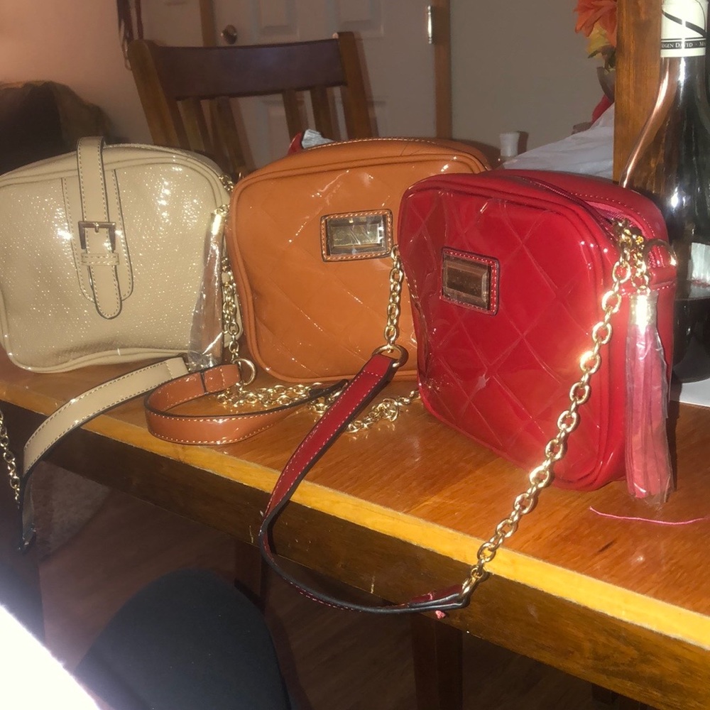 Crossbody bags patent